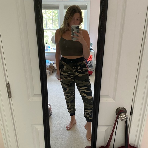 Camo joggers - Picture 1 of 7